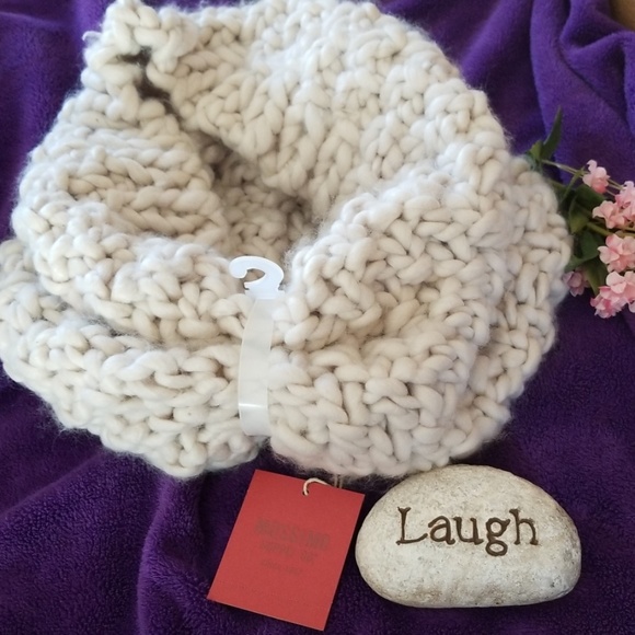 💜New Mossimo infinity scarf💜 - Picture 2 of 6